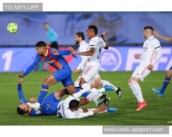 激烈对决与团队精神足球比赛的精彩瞬间与深刻感悟 激烈对决与团队精神足球比赛的精彩瞬间与深刻感悟